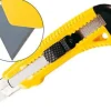 CUTER Q-CONNECT 68BC CON PROTECTOR METALICO DE CUCHILLA ANCHA