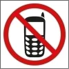 APLI ETIQUETA DE SEÑALIZACION ADHESIVA PROHIBIDO EL USO DEL MOVIL DIMENSIONES:114X114 MM REFERENCIA 848