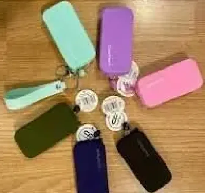 COOLPACK MINI ESTUCHE SILICONA CON LLAVERO 6 COLORES 74531CP