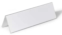 DURABLE PORTANOMBRES DE MESA CON FORMA DE TEJADO - PLASTICO - INCLUYE ETIQUETAS EN BLANCO - TAMAÑO DE LA ETIQUETA 105/210X297MM