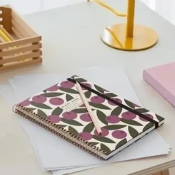 MIQUELRIUS AGENDA ANUAL (2025) MIQUELRIUS NATURA ESPIRAL TAPA EXTRA CON GOMA PLUS 155X213 S/V OLIVA