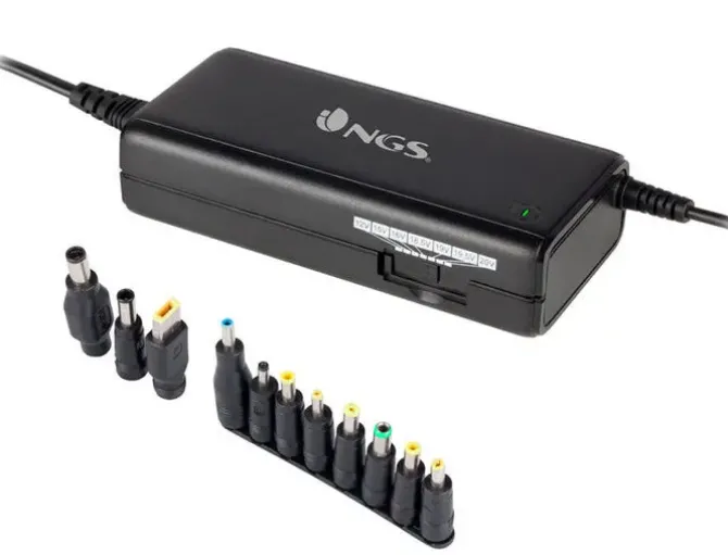 NGS BAN CARGADOR DE PORTATIL UNIVERSAL 90W - 11 ADAPTADORES - VOLTAJE 12-20V - INDICADOR LED